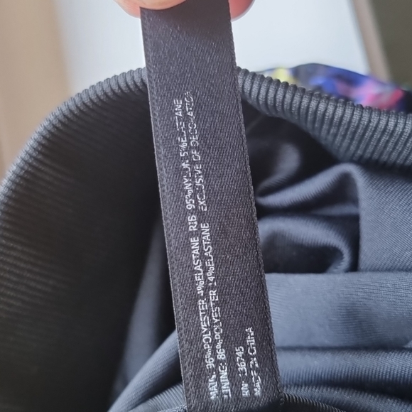 Lorna Jane Black Premium - Picture 9 of 13